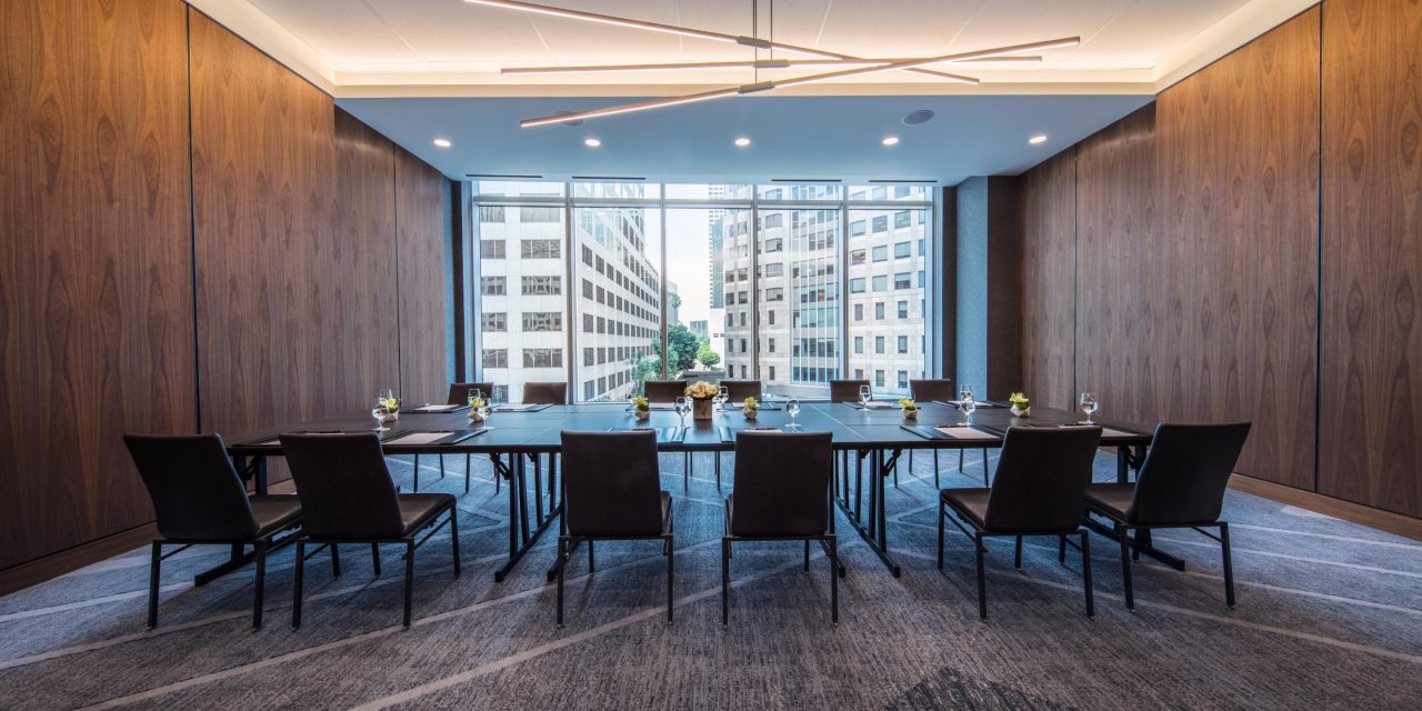 Alarwool - custom woven carpets - meeting room 2