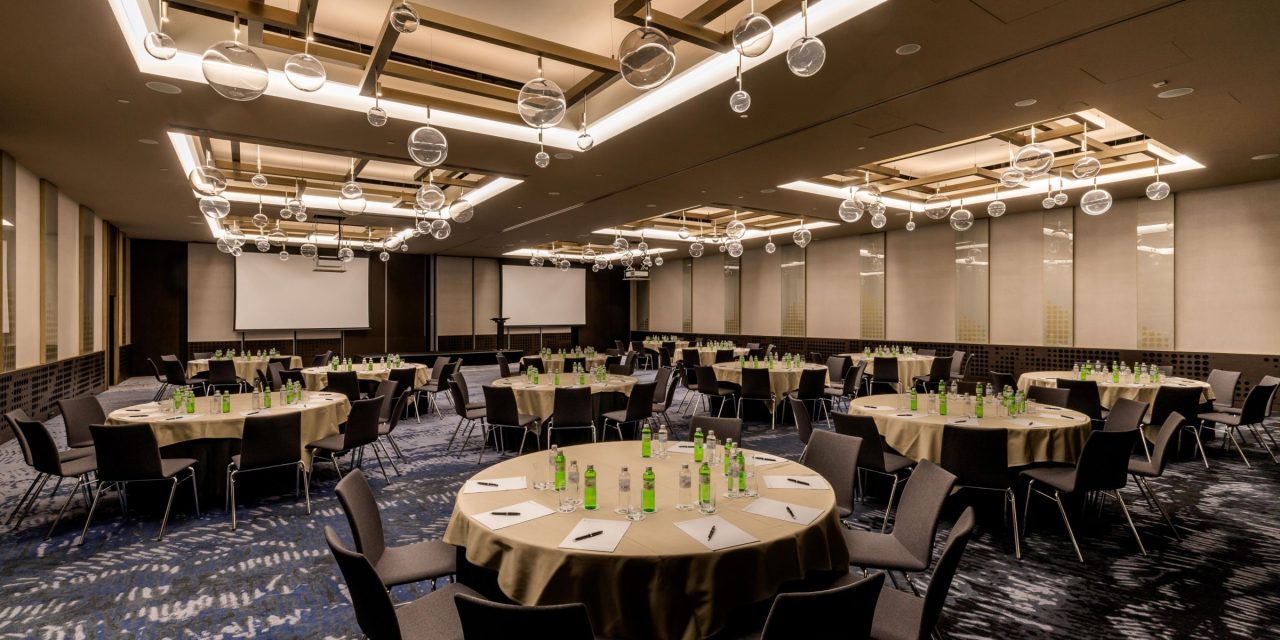 Alarwool - custom woven carpets - banquet room 2