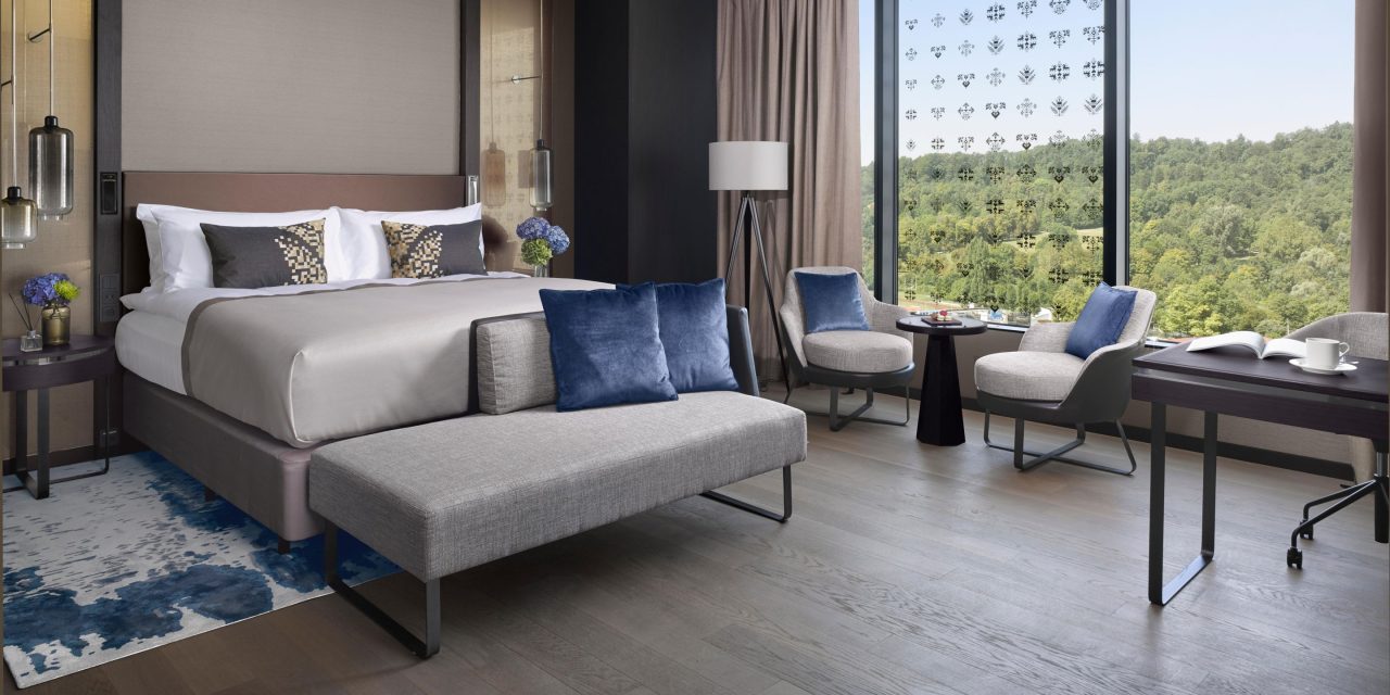 Alarwool - custom woven carpets - king room 3