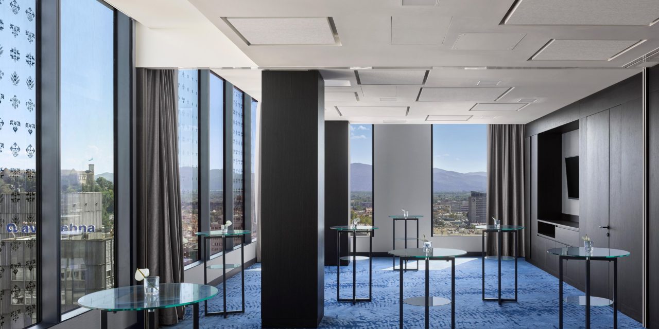 Alarwool - custom woven carpets - prefunction 2