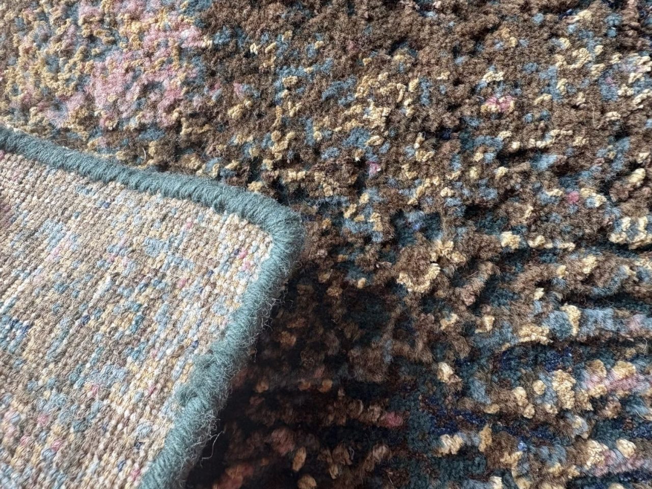 Alarwool - custom woven carpets - alarwool hand knotted img 4831