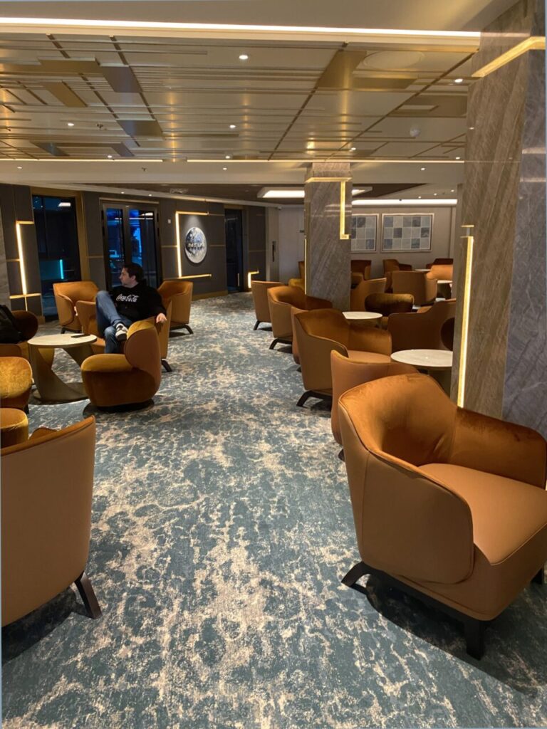 Alarwool - custom woven carpets - ncl aqua belvedere