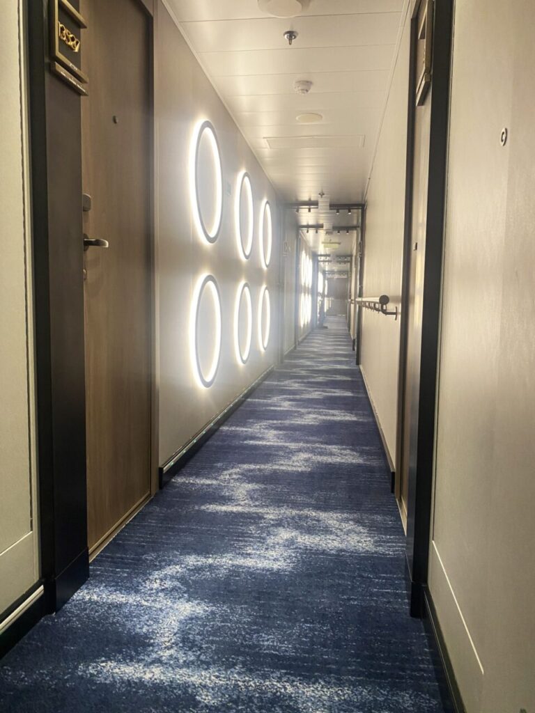 Alarwool - custom woven carpets - ncl aqua cabin corr