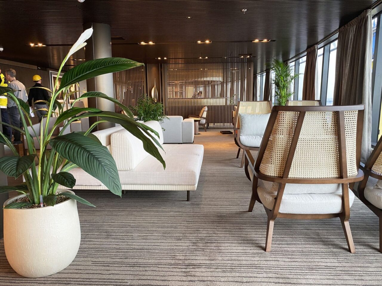 Alarwool - custom woven carpets - ncl aqua restaurant