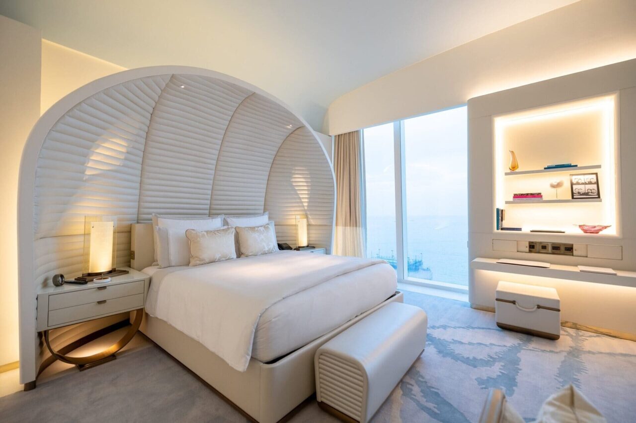 Alarwool - custom woven carpets - fairmont doha 03