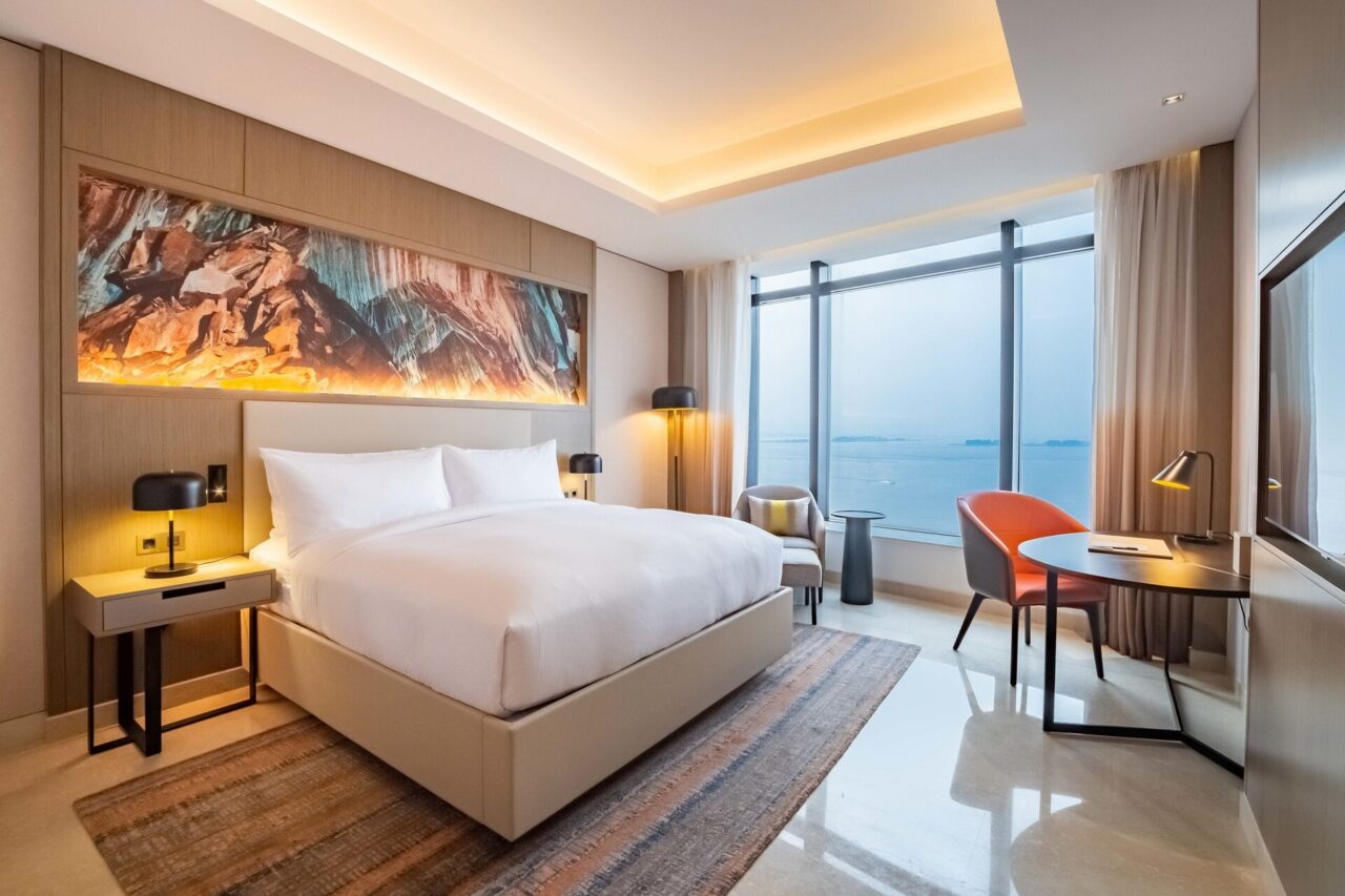 Alarwool - custom woven carpets - hilton kinshasa GUESTROOM2