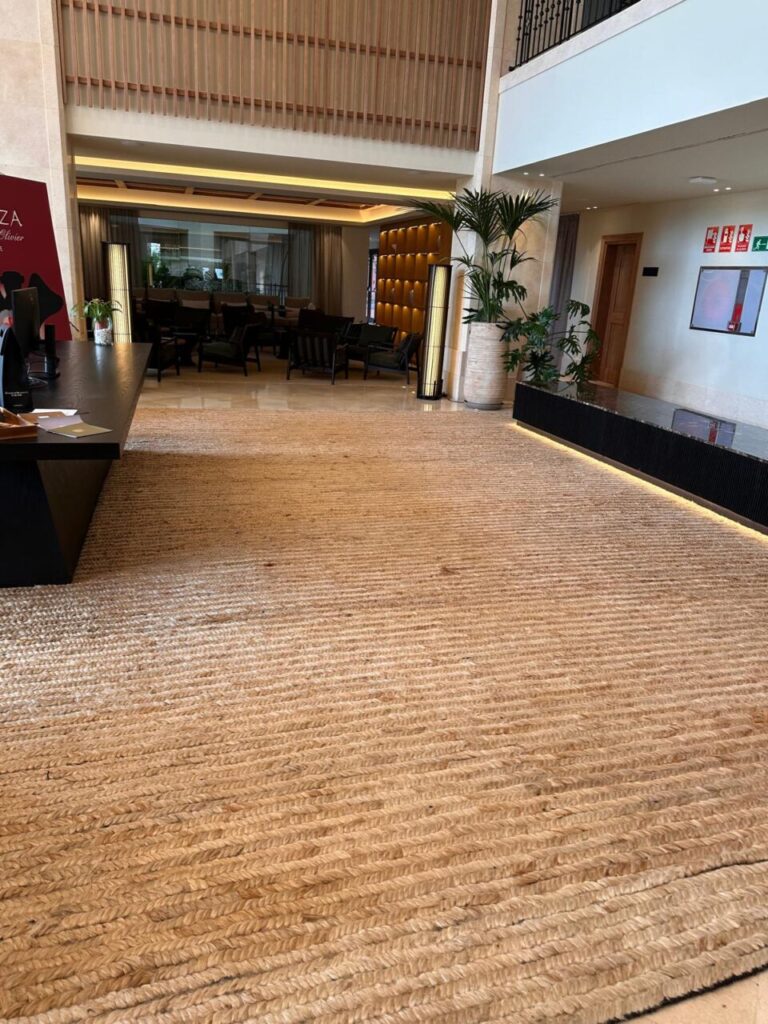 Alarwool - custom woven carpets - tivoli la caleta 03