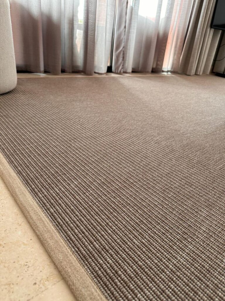 Alarwool - custom woven carpets - tivoli la caleta 10