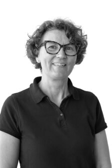 Alarwool - custom woven carpets - NURIA GONZALEZ Factory Production Manager